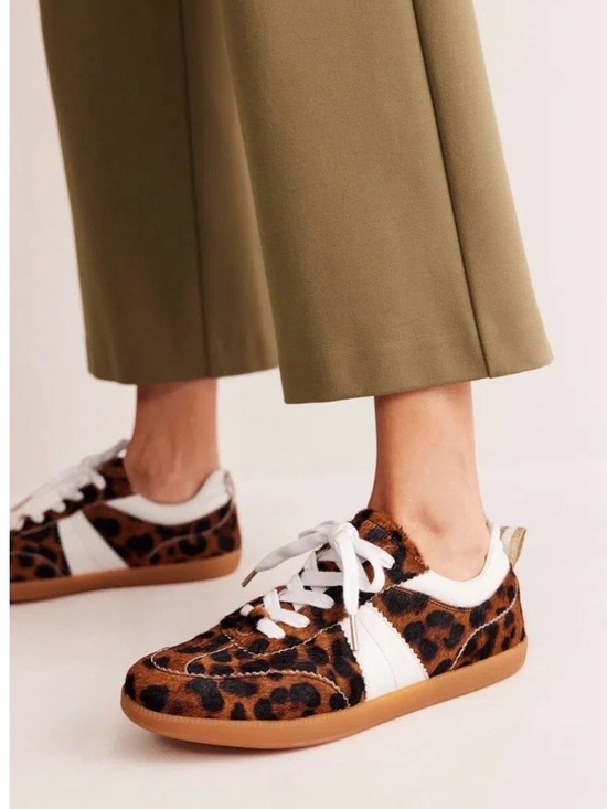 Boden Shoes - Boden Erin Leopard Calf Hair Lace-Up Sneakers - Brown in size 8.5/9